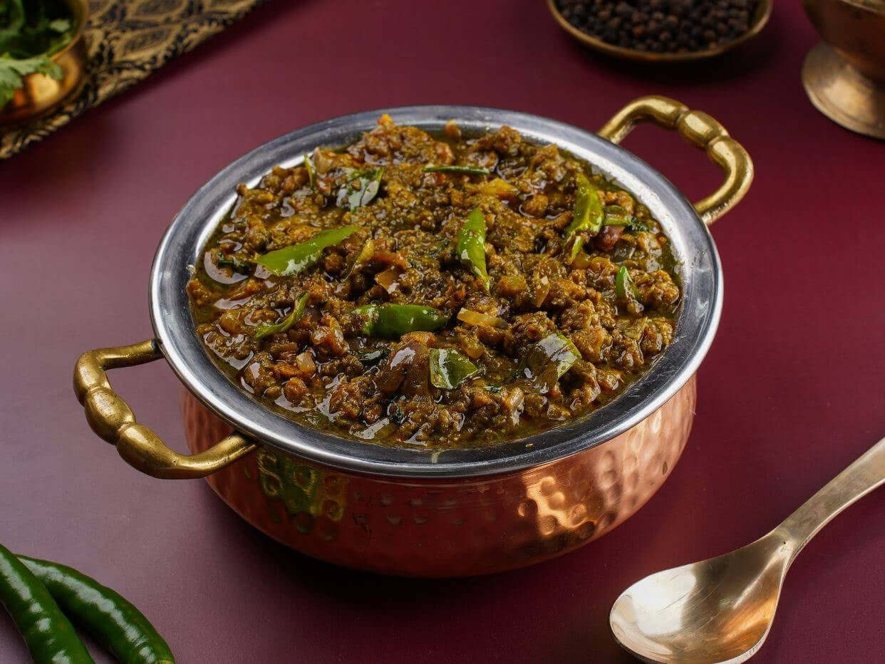 Hare Masale Ka Chicken Kheema